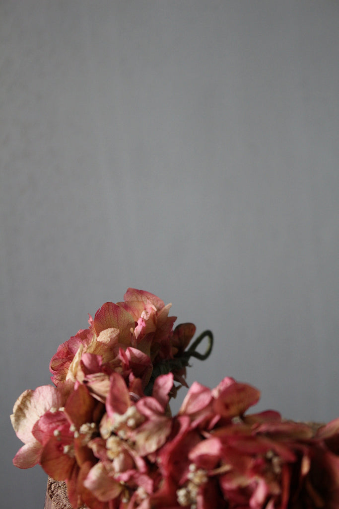 Coronita de hortensia rosa preservada - El Taller de Lucia